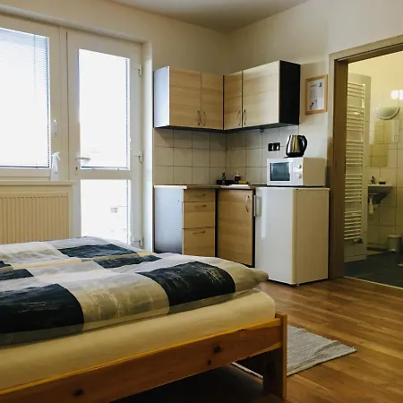 Habitación en casa particular Rezidence Ostrezi Přítluky
