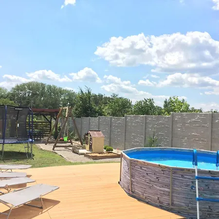 Rezidence Ostrezi Проживание в семье